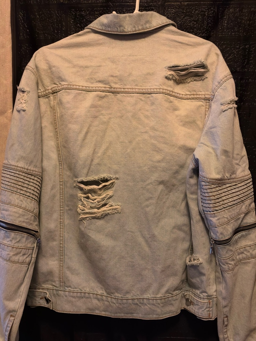 Cooper Denim Jacket - Picture 4 of 5